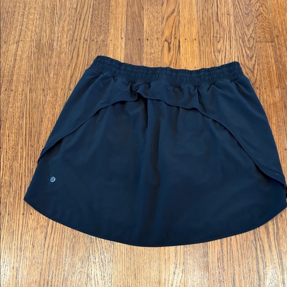 🖤 Lululemon Hotty Hot High-Rise Skirt (Skort) • Black • Size 14 - Picture 6 of 7